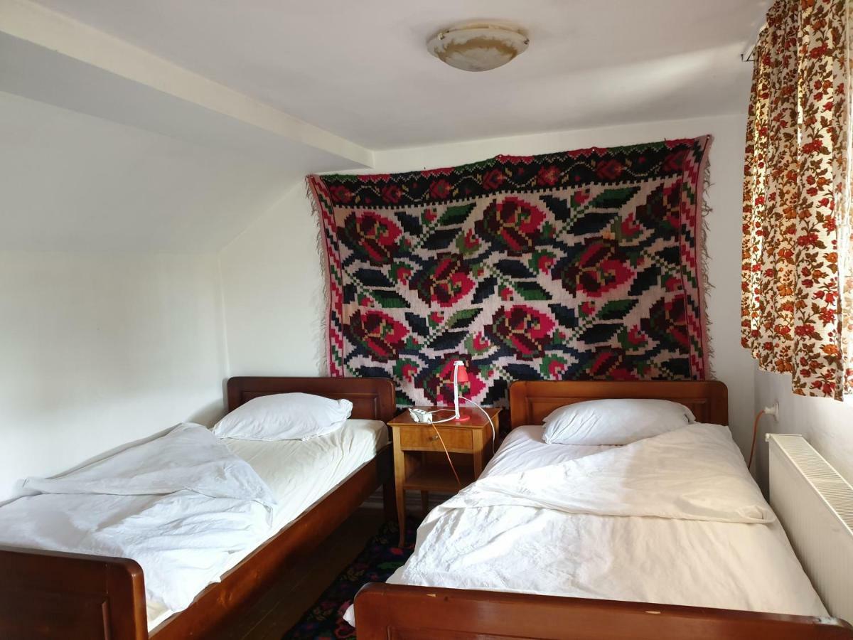 Pensiunea Ilea Ieud Oda fotoğraf